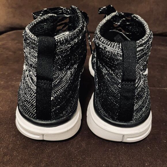 Nike Free Flyknit Chukka Oreo Sneakerboot 639700-001 2013-2014 Men's 8 US 41 EUR - Picture 6 of 13